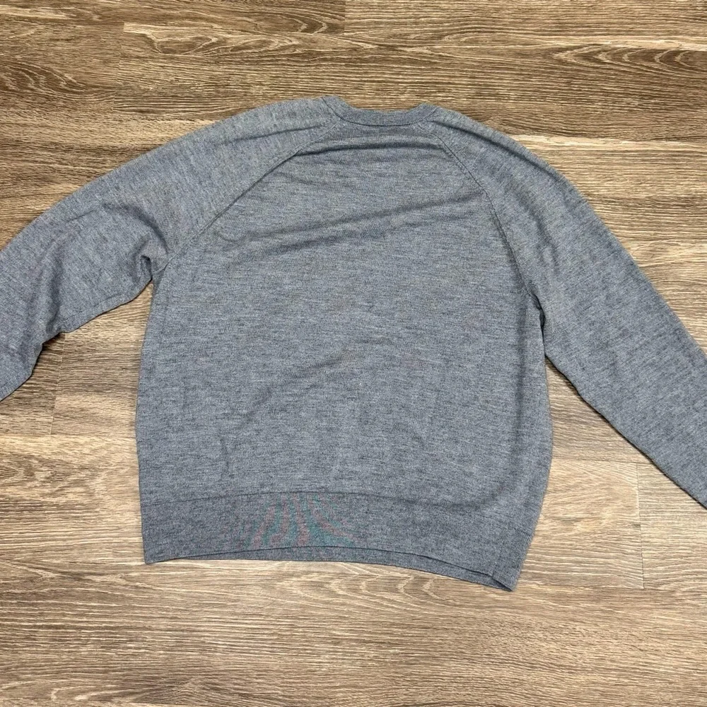 Banana Republic Heather Gray Crewneck Sweater